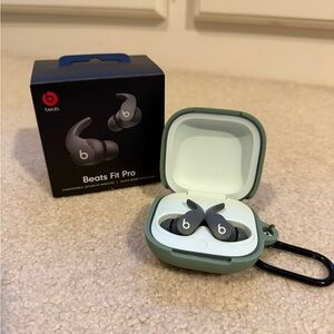 Beats Fit Pro Wireless Earbuds - Grey